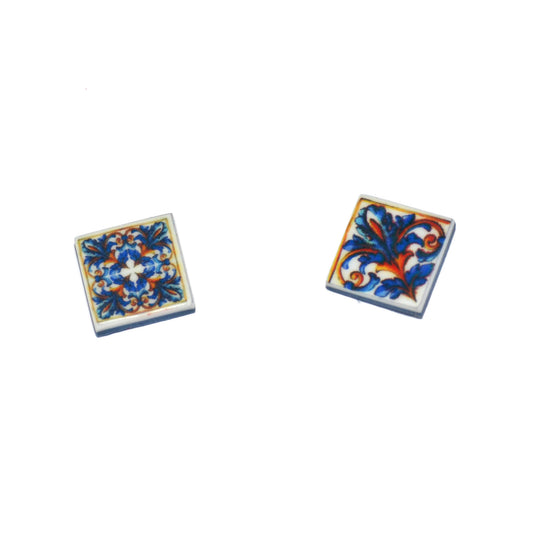 Studs mini tiled earrings in blue light blue