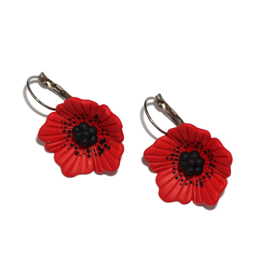 Artistic poppies little dangling earrings