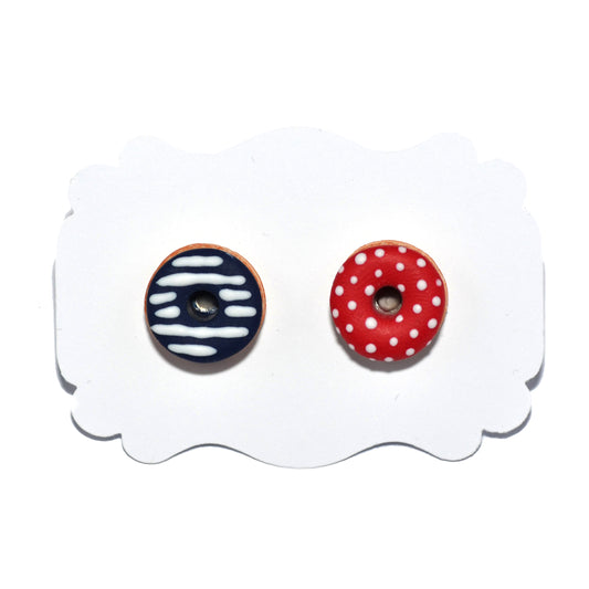 Stud earrings white clouds with red hearts